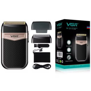 Rasuradora VGR V-331 en primer plano, cortadora de cabello recargable, rasuradora con cuchillas de acero inoxidable