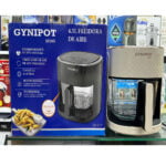 Air Fryer Gynipot de 4.5 litros con recipiente de vidrio giratorio, diseñada para cocinar de manera uniforme y saludable con tecnología de aire caliente.